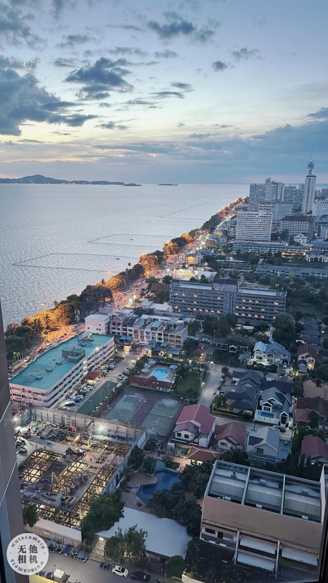 Copacabana Beach Jomtien 科帕卡巴纳海乔木提安海滩毗邻乔木提安夜市 Eksteriør bilde