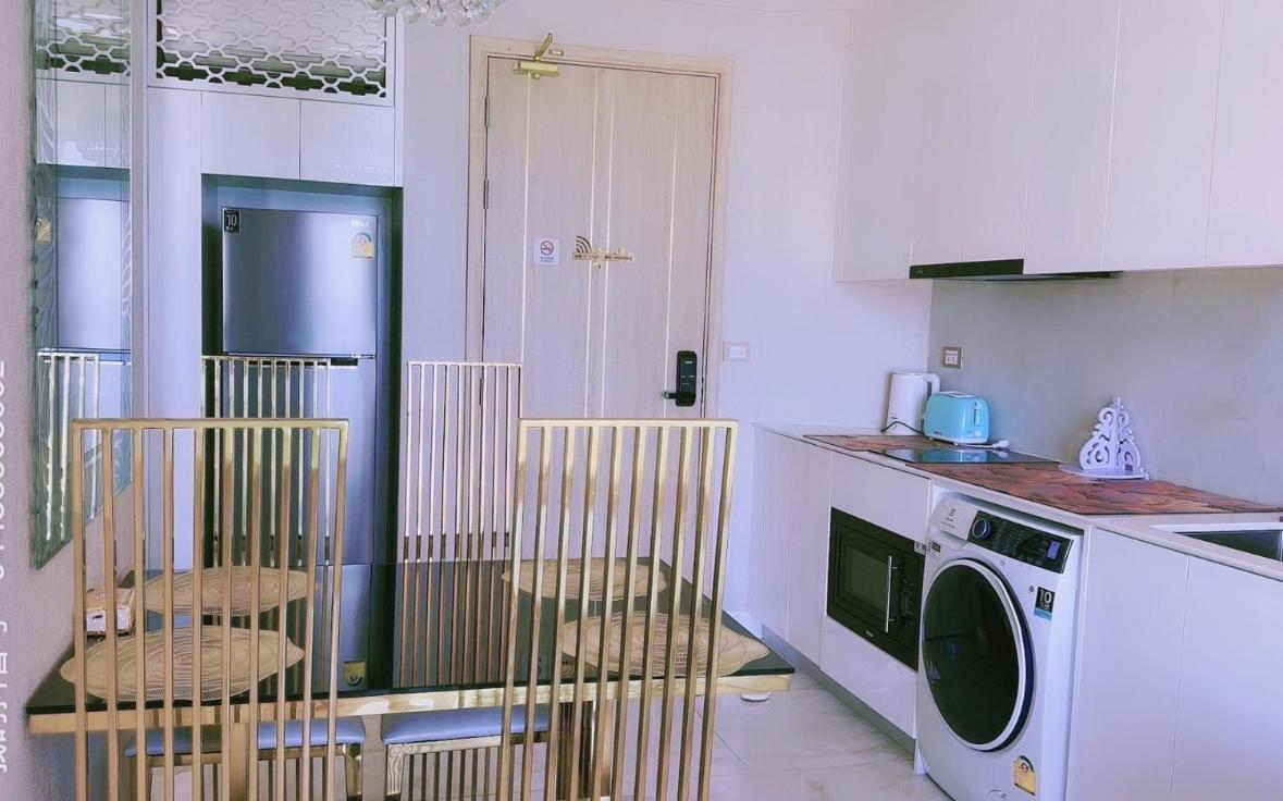 Copacabana Beach Jomtien 科帕卡巴纳海乔木提安海滩毗邻乔木提安夜市 Eksteriør bilde